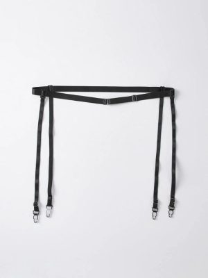 GOES WITH EVERYTHING GARTER BELT